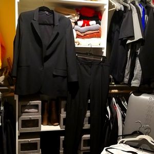 Ladies pin striped suit jacket M pants 8